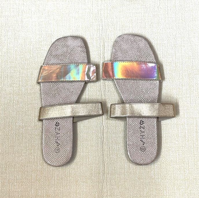 Ladies flat low heel fashion holographic color-changing stripes casual outdoor sandals slippers