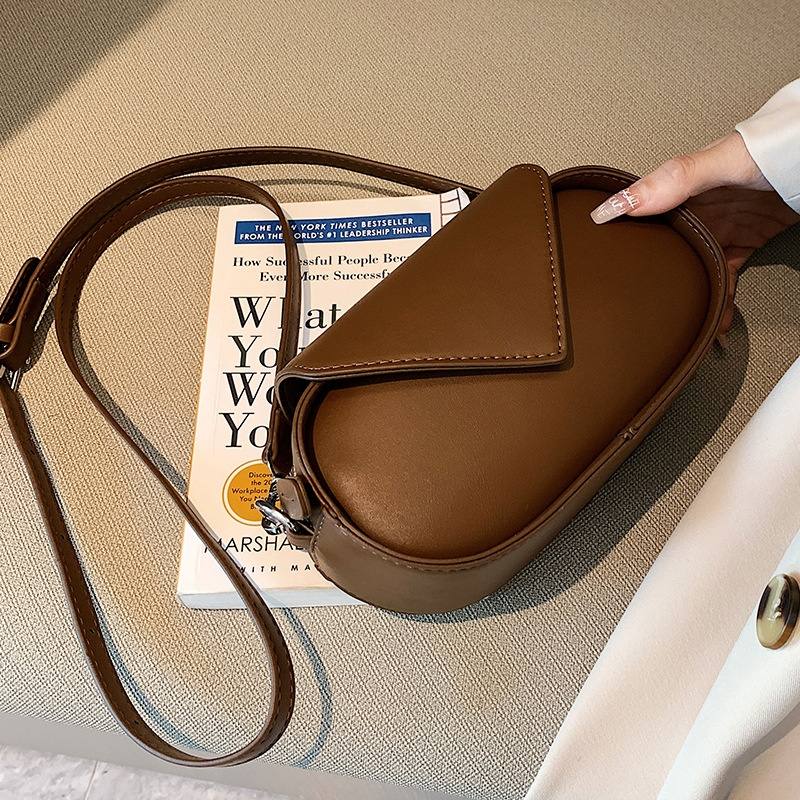 Retro Fashion Women Shoulder Bag Niche Design Internet Celebrity Crossbody Bag Texture Small Square Bag
