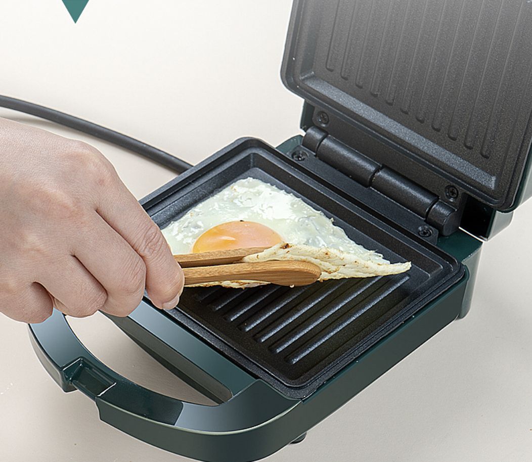 Kitchen Small Appliance Toaster Sandwich Maker Sandwich Machine Breakfast Machine Household Light Food Machine Multi Functional Artifact for Toast Pressure Baking Bread Machine