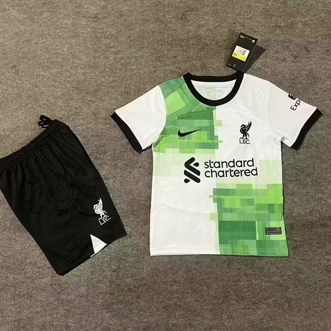 LFC Nike Little Kids 23/24 Home Kit Size 24