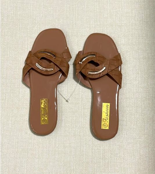Women's Slippers Open Toe Casual Flat Sandals Beach Flip Flops  Sizeiable Summer Slippers
LIGHT BROWN ,SIZE (39)