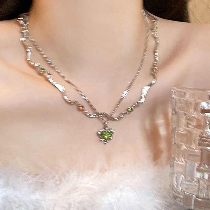 X2916 Women's Fashion Versatile Double Layer Irregular Love Chain Necklace Simple Titanium Steel Collarbone Chain