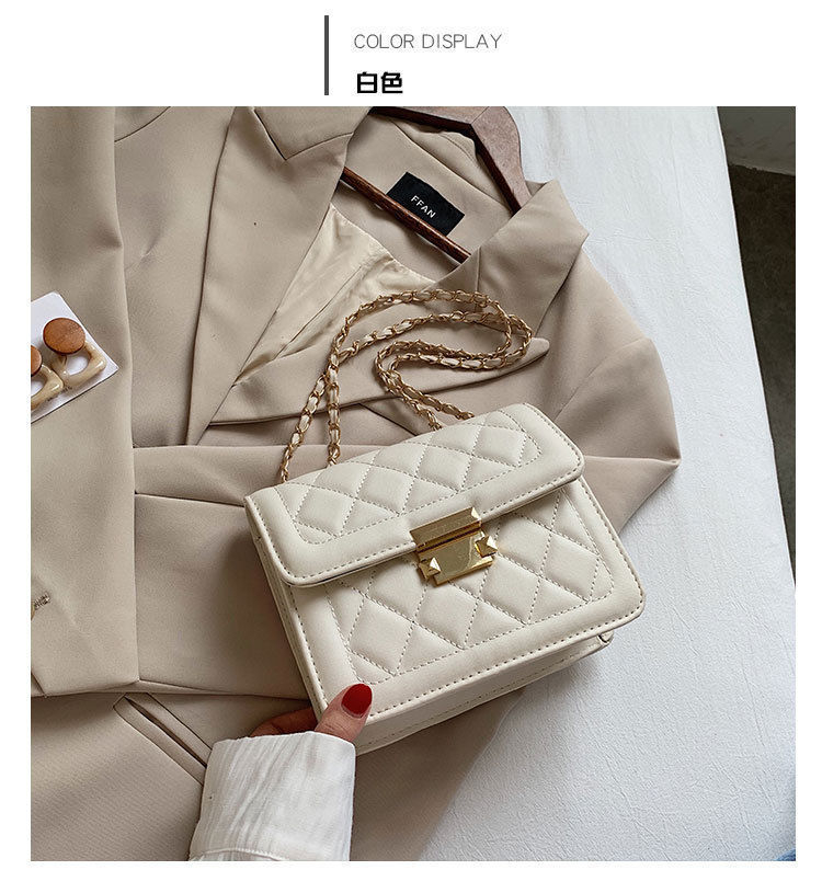 Autumn and winter advanced sense chain simple sense black niche design small CK bag female 2021 new tide diagonal slung all match