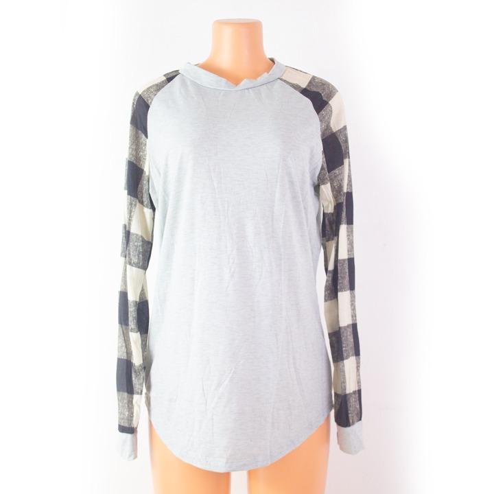 Women's Long Sleeve Round Neck Plaid Raglan TopM