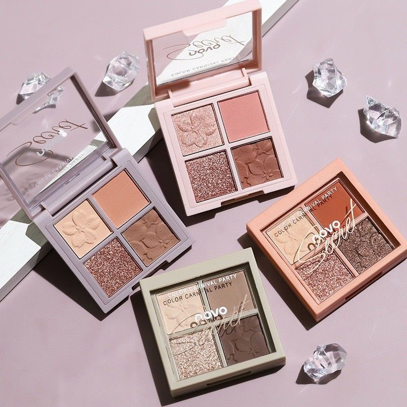 The four-color eyeshadow palette, the same makeup style as the Internet celebrity, with a bright and matte pearlescent eyeshadow palette for daily use