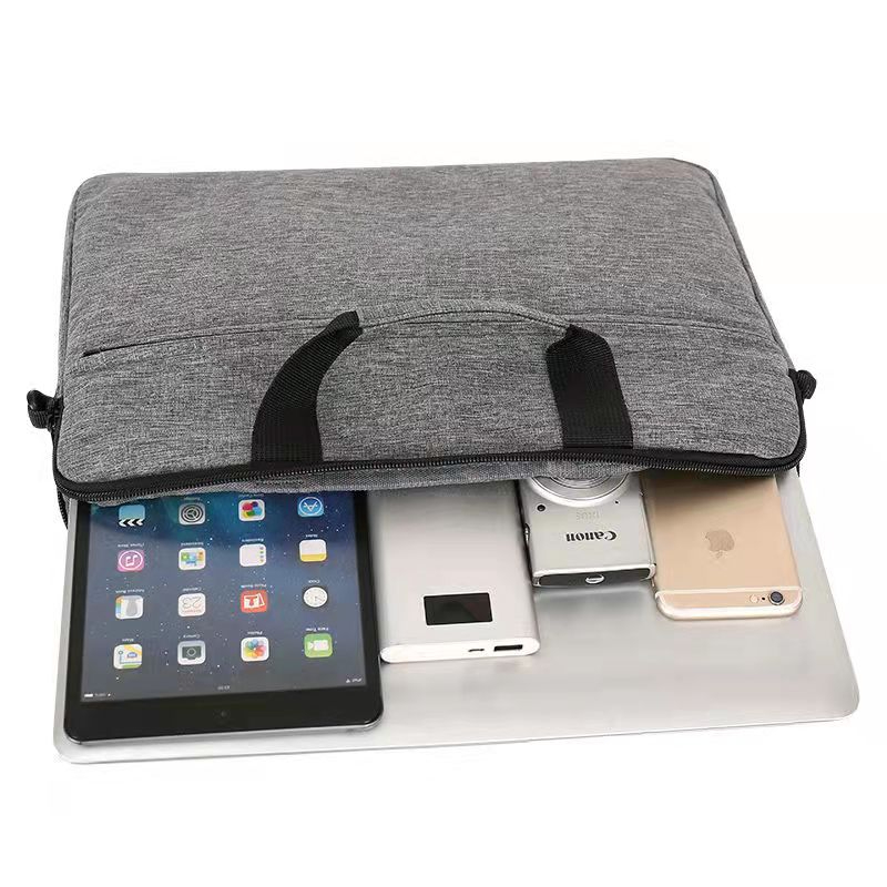 The laptop bag protects the computer from falling and beautiful, 