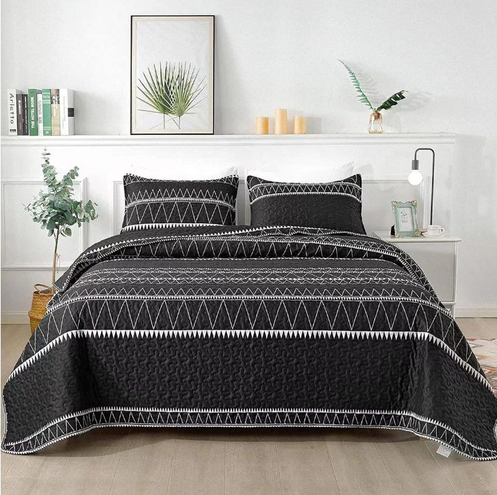 3-piece 1 bedspread 2 pillow case Queen size Fringe Bedspread Coverlet double thick bedspread.