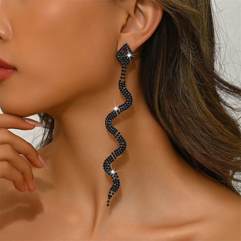 Women Snake Rhinestone Earrings Lady Fashion Party Earring Ladies Ear Rings Elegant Jewellery Woman Diamond Jewelry Earing