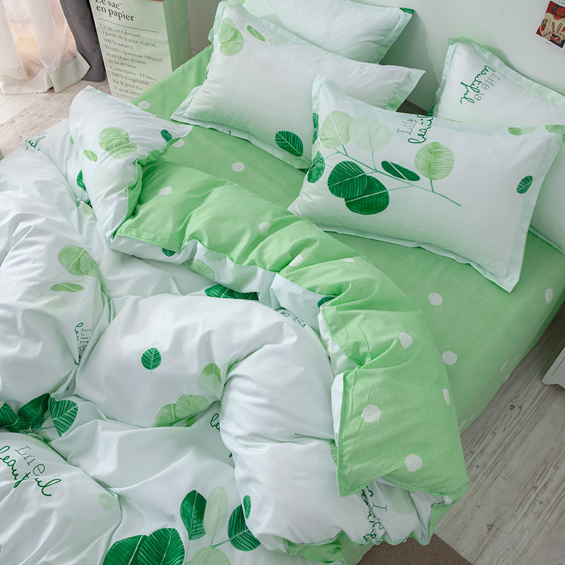Cute Cartoon Style Four-piece Bed Linen Duvet Set Small Fresh Bedding Four-Piece Set Kawaii Bedding
