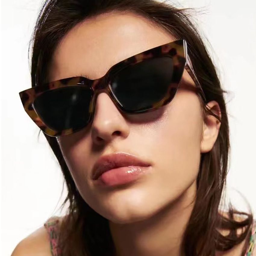 1285 Women's New Fashion Cat Eyes Sunglasses UV Resistant Sunglasses