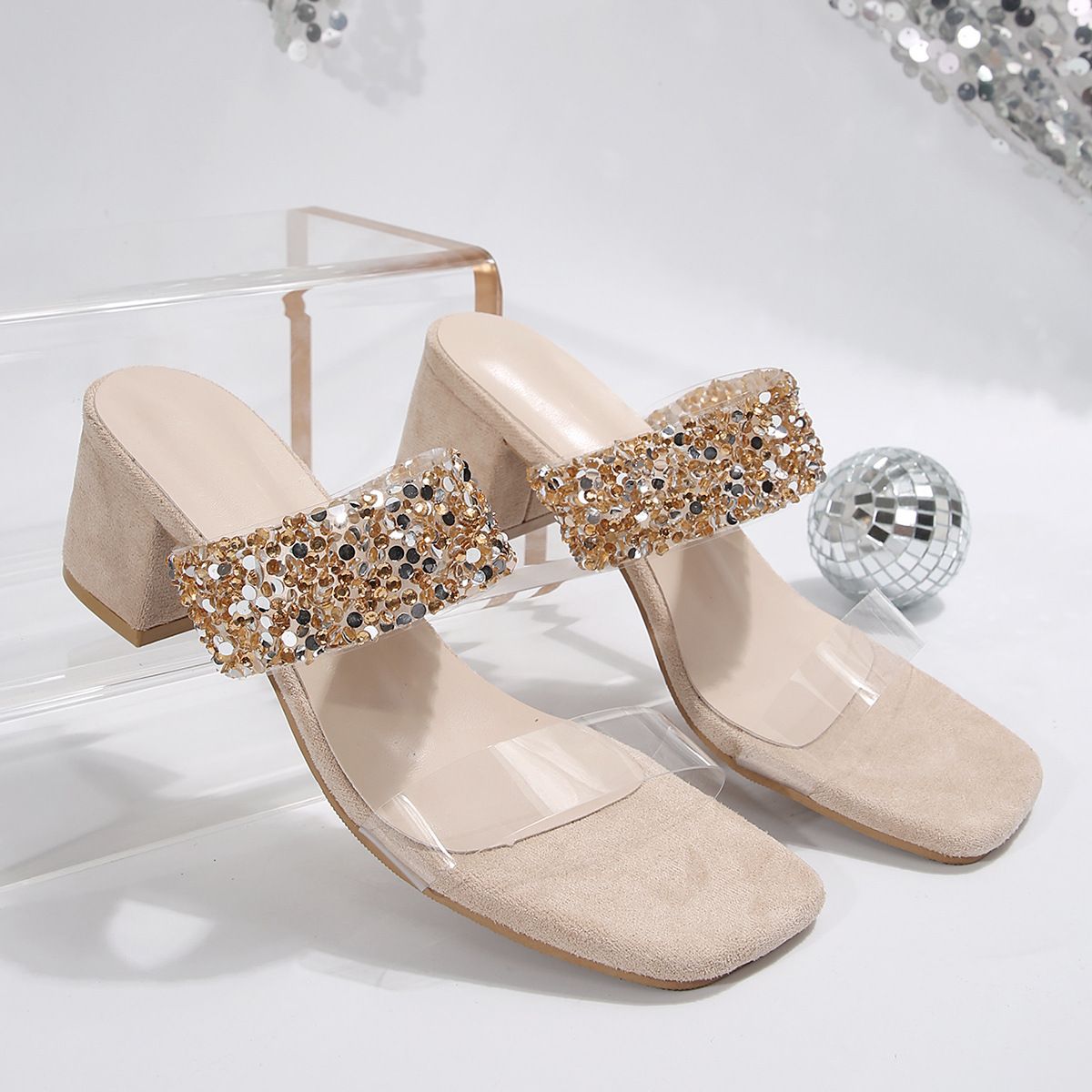 Summer new European and American style one-word rhinrhinos women's large size square head thick high heel slippers 4507