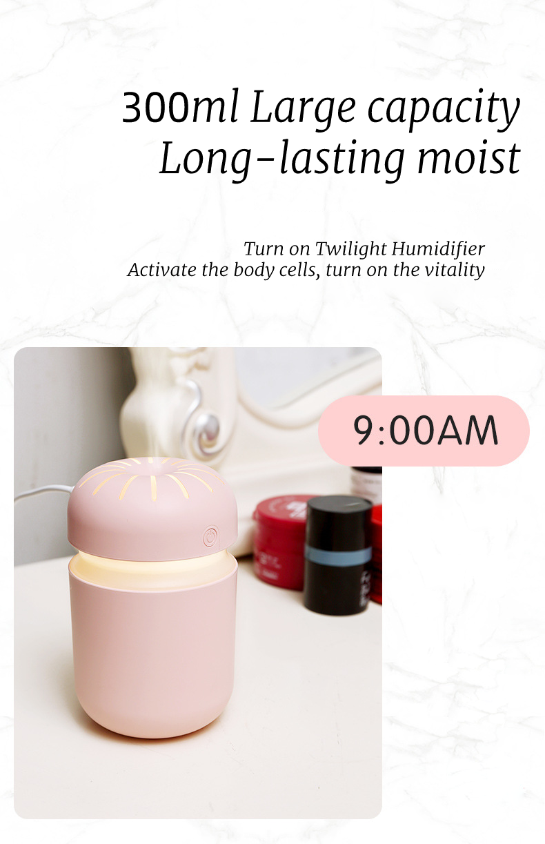 New silent desktop humidifier mini colorful atmosphere light gift aromatherapy car gift humidifier