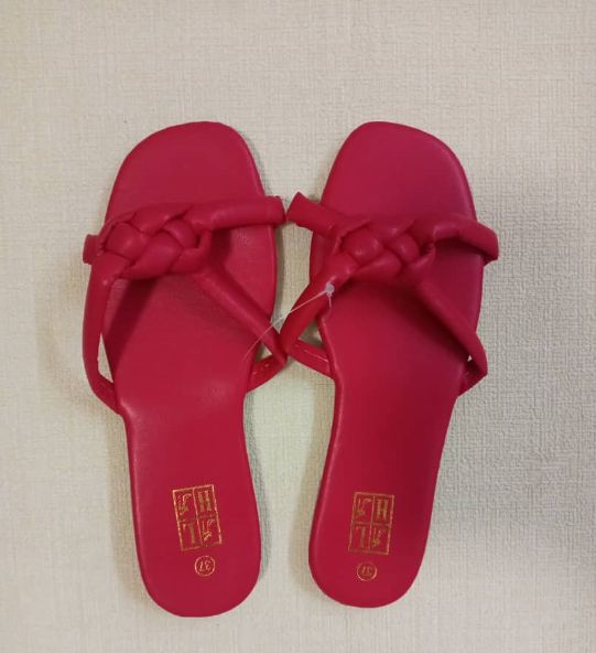 Slippers 2024 girl trendy fashion flat sandals chinelos custom logo new styles slippers for women-RED