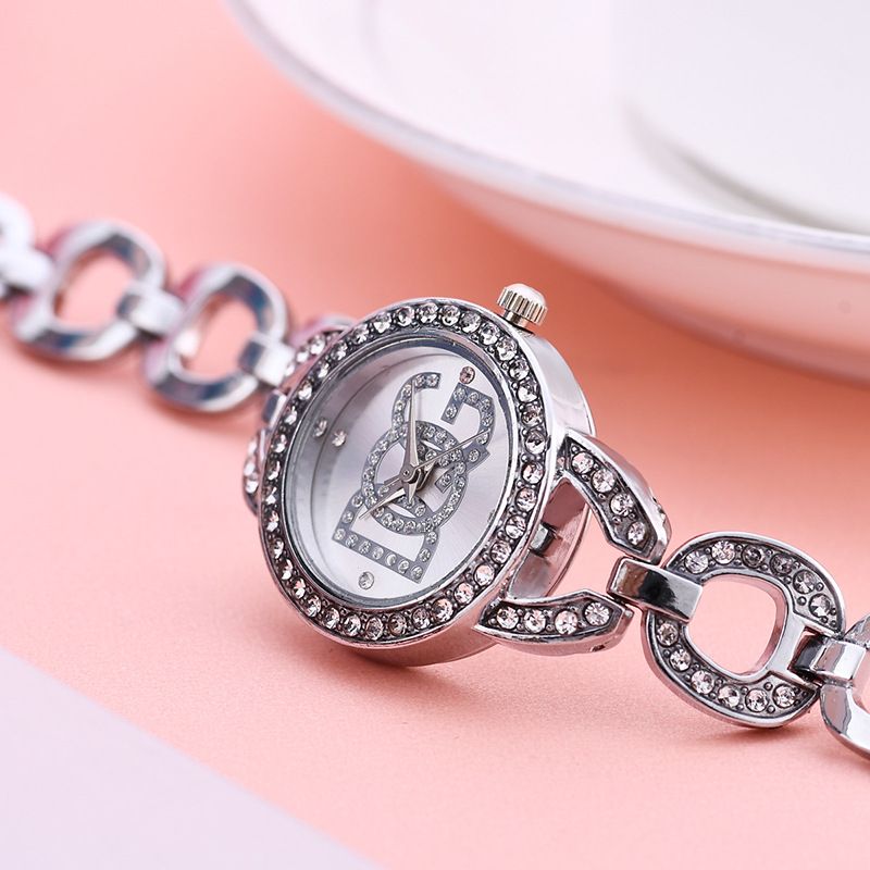 Women's Diamond cutout fashion personality watch alloy with decorative bracelet watch GD1039-1-0129