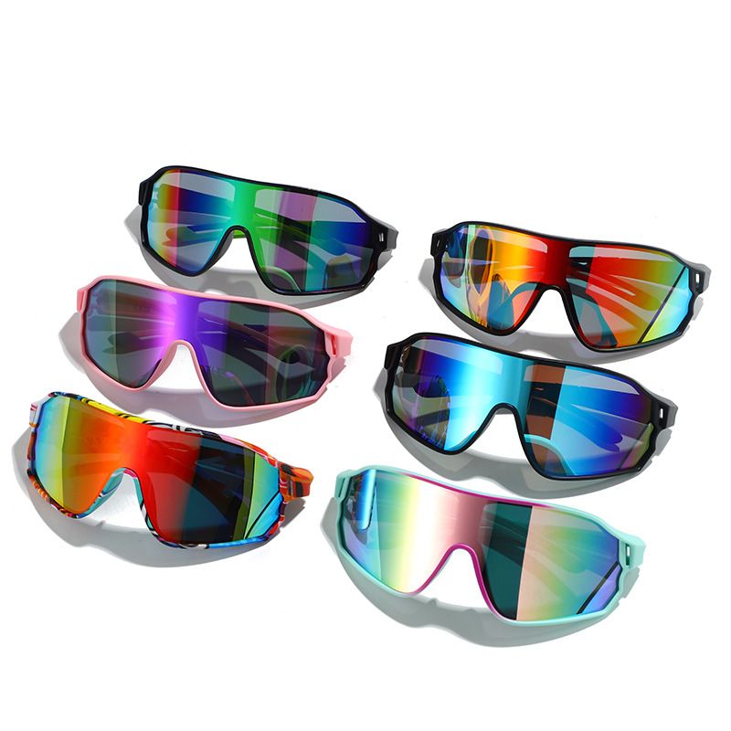 Polarized Sports Sunglasses, UV400 Protection, Oversized Wrap Around Mirrored Lens Shades for Men Women, Anti-Glare Windproof Eyewear for Cycling Running Driving Outdoor Activities
