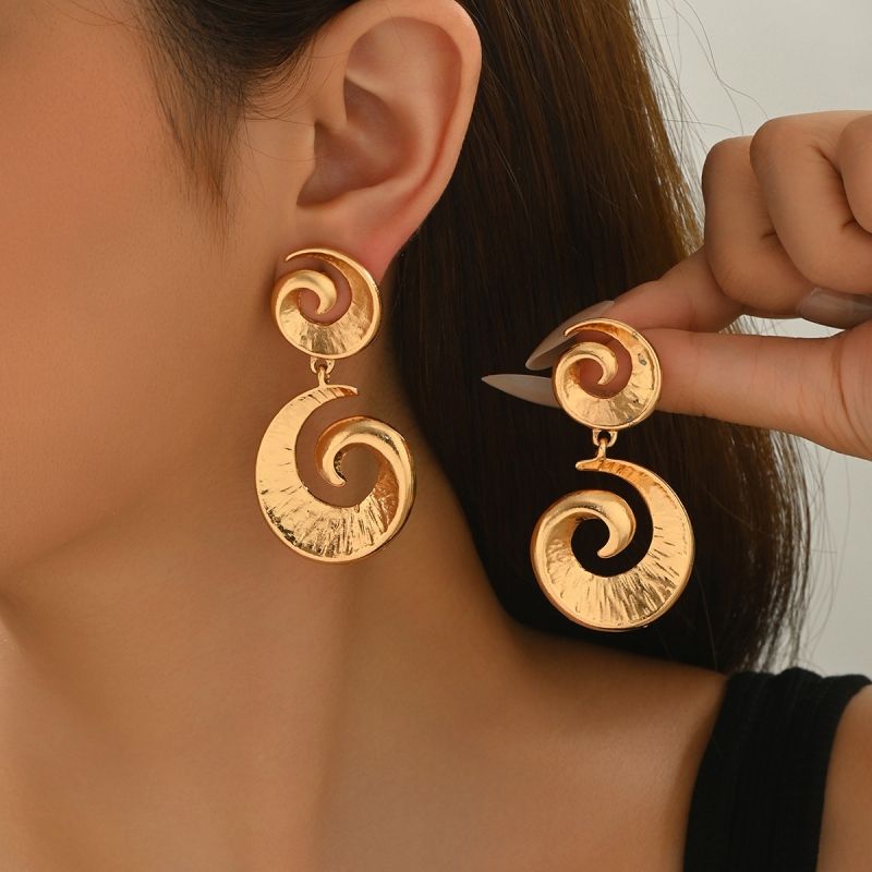 Spiral earrings, personality, exaggeration, sophistication, earrings CRRSHOP female, irregular, geometric, textured, earrings,earring 