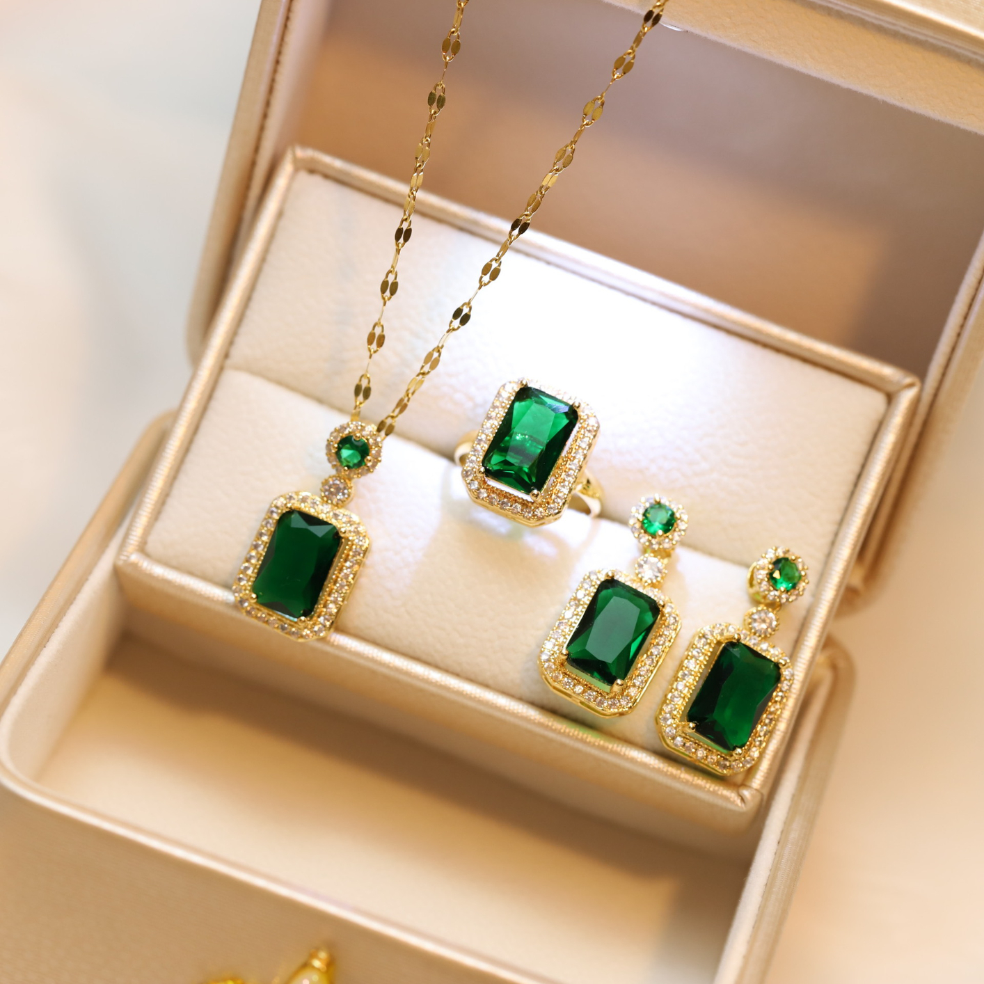 Gemstone Crystal Pendant Necklace, Cubic Zirconia Necklaces, Rhinestone Gem Jewelry for Women, Bride, Bridesmaid, Wedding, Prom, Costume