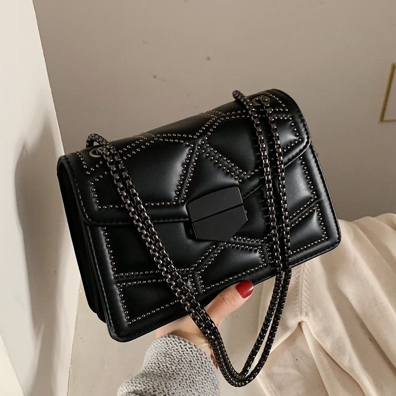 Black bag women's bag 2024 new fashion Korean version chain shoulder cross PU small square bag