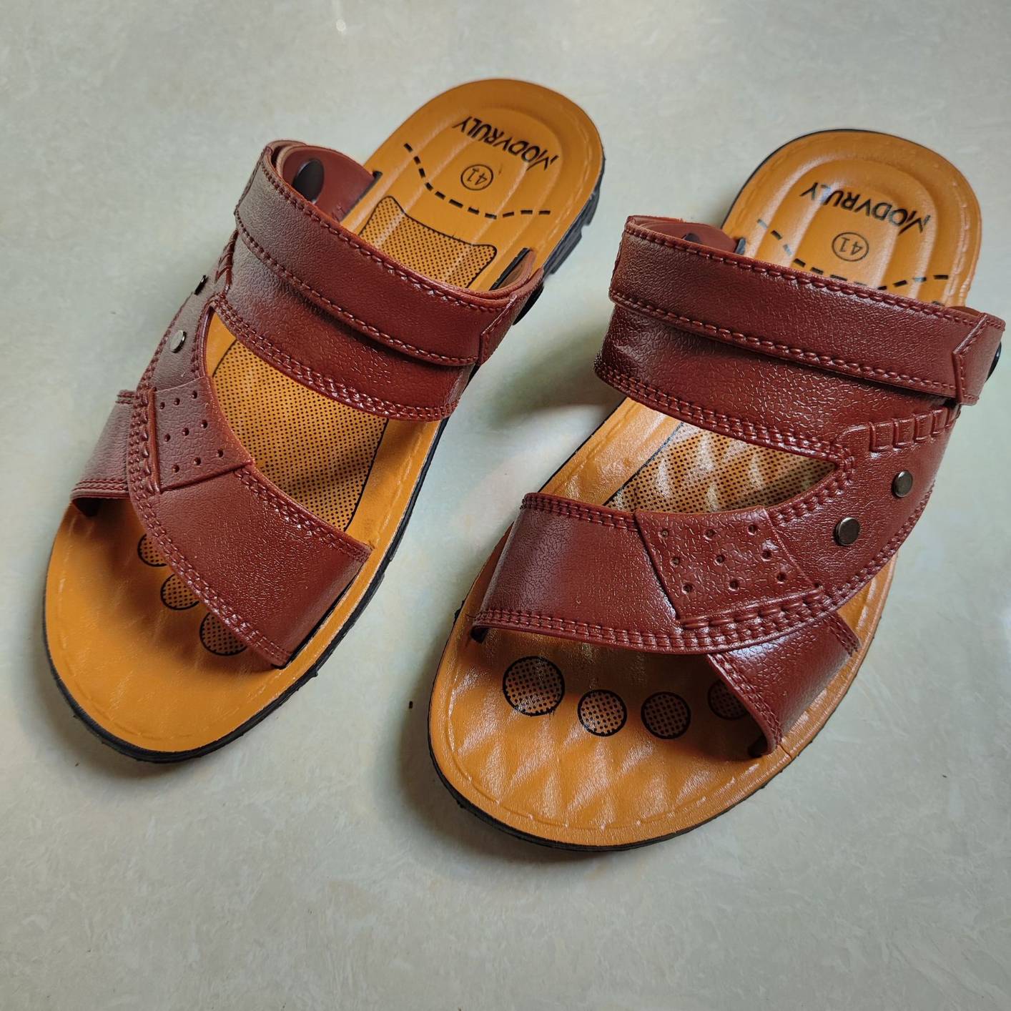LC-1838 Men's Fashion Breathable Casual Slippers Non Slip Beach Sandals