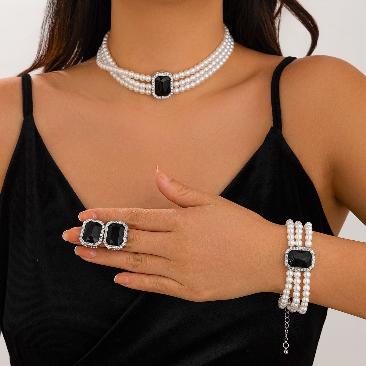 Light luxury high-end pearl necklace set, Christmas gift, friend gift