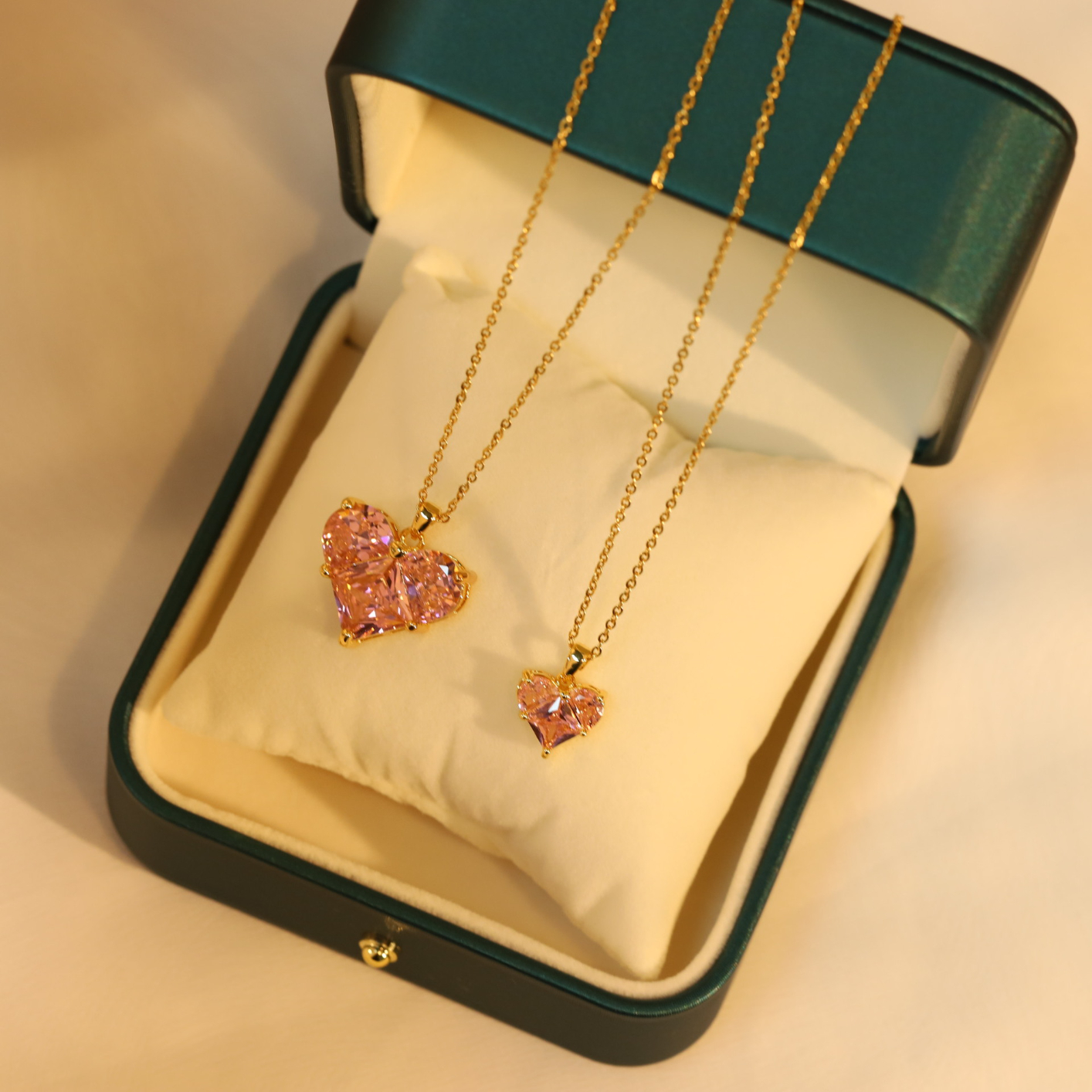 X0492 14K Gold Plated Heart Necklace for Women Zircon Inlay Heart Pendant Birthday Valentines Day Jewelry Gift for Women Girls