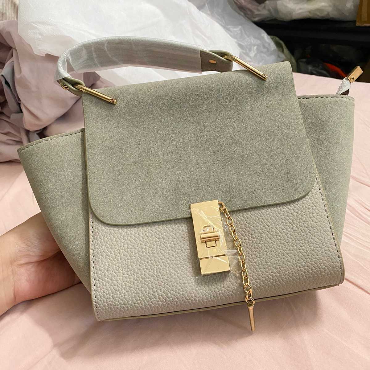 New frosted European and American retro chain crossbody small bag hand-held simple wing bag Bags