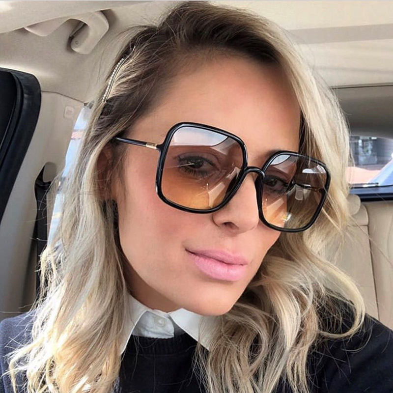 6808 New Classic Vintage Sunglasses Women Oversized Square Plastic Frame Luxury Brand Designer Black Tea Lens Shades Oculos UV400
