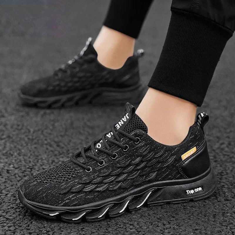 852 Mesh Lace-up Low Top Flat Heel Casual Sneakers Round Head Men's Shoes