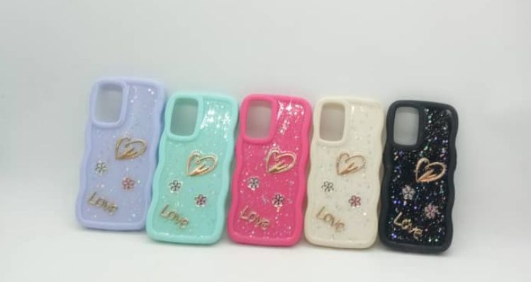Three-Dimensional Pattern with Sequins Dripping Phone Case for iPhone 11 Pro Max love