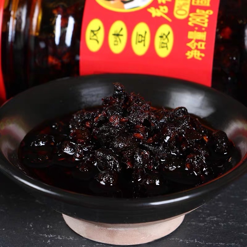 Lao Gan Ma fermented soybean and chili sauce, 280g x 1 bottle of mixed rice sauce