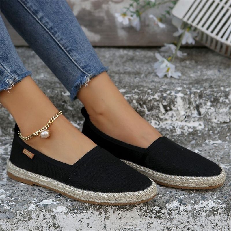 Fisherman shoes women 2024 new round head set feet casual comfortable flat large size slip-on bean shoes 30020