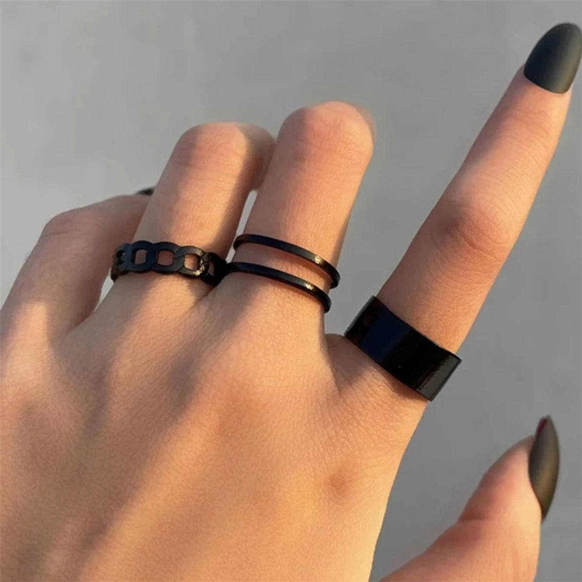 J104 Men Women 3pcs Set Black Color Wide Rings Smooth Twisted Hollowed Out Simple Ring Jewelry