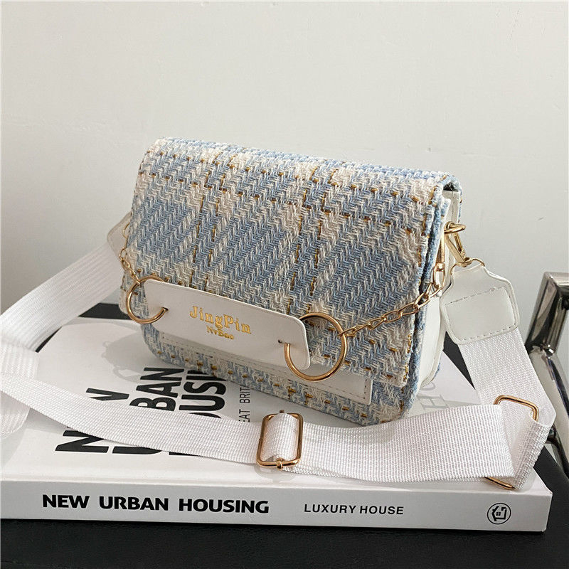 Niche bag female summer 2021 new fashion wide shoulder strap single shoulder crossbody bag versatile network red texture small square bag