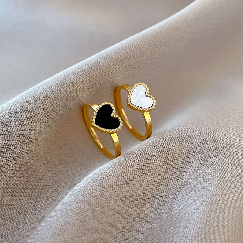 Minimalist Cool Style Black White Shell Heart Titanium Steel Finger Ring Gold Plated Anti-fade Thin Band Trendy Ins Statement Ring Unisex Couple Index Ring Lightweight Daily Dating Party Stackable Fashion Jewelry Gift For Men Women
