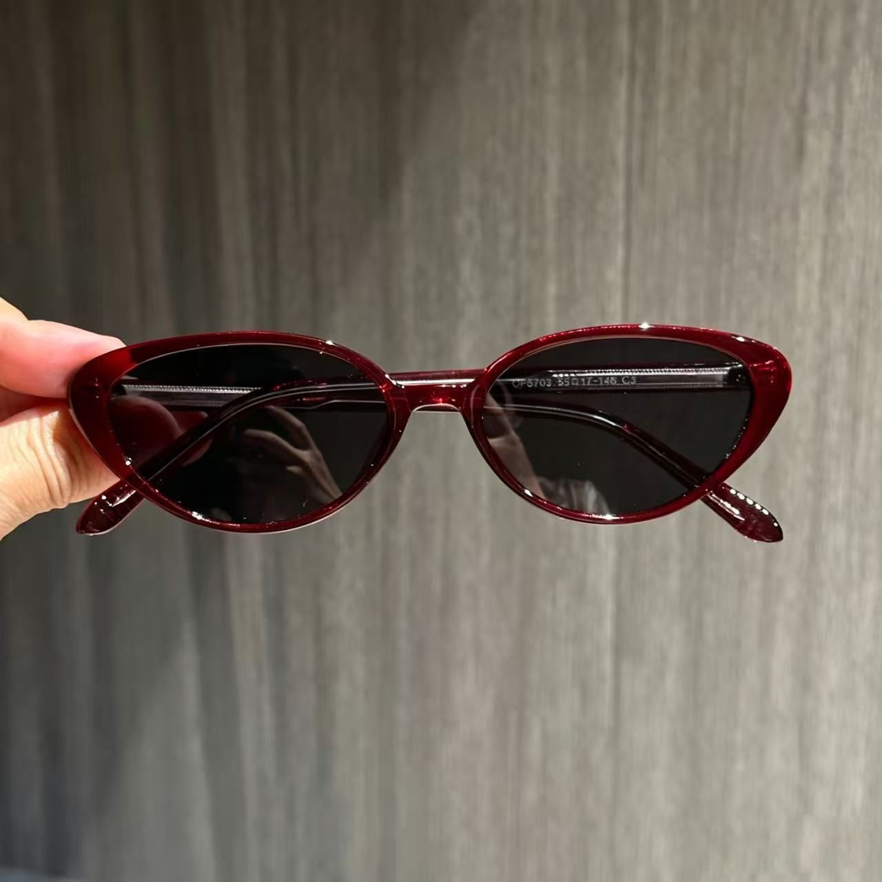 Fashion Vintage Cat‑Eye Polarized Sunglasses, Personality UV‑Protection Eyewear, Skin‑Flattering Shades, Unisex Glasses for Outdoor Driving Travel Party Daily Matching