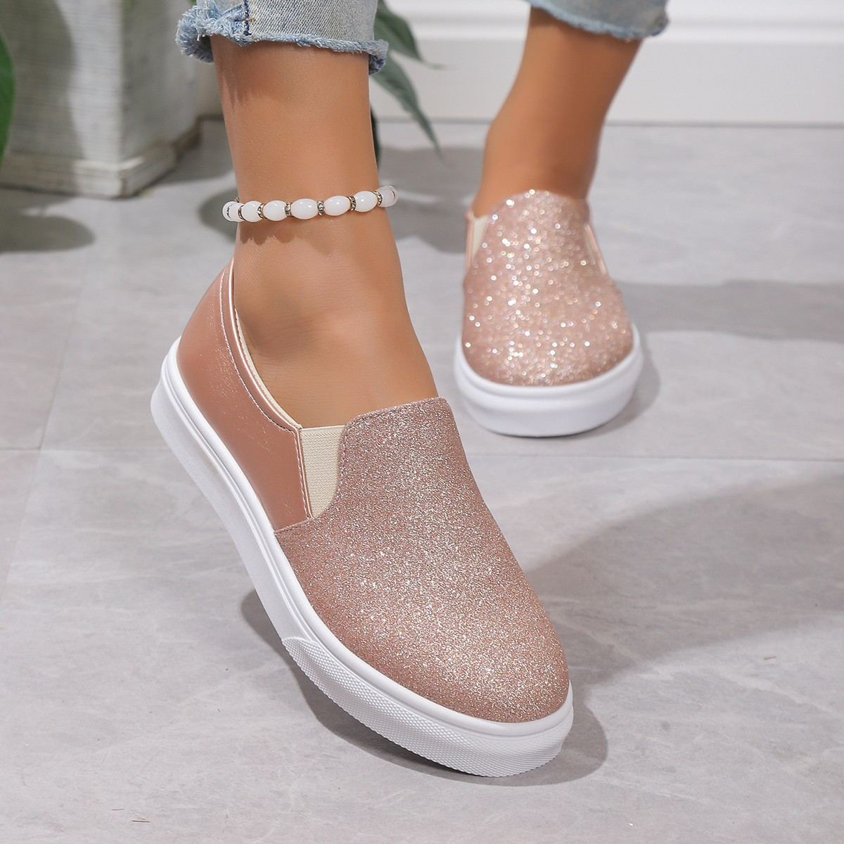 Plus-size sports casual single shoes round head sequins slip-on loafers Casual loafers 039-2