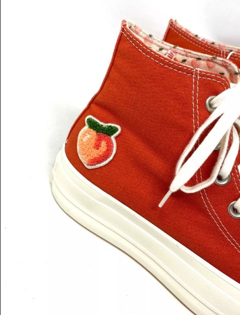 Shoes Converse Chuck Taylor Lift Platform Unisex Shoes Peach/Red/White Canvas
