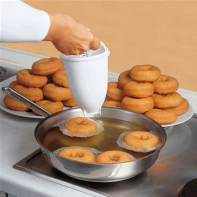 Doughnut Donut Waffle Maker Molds Home Bakery Kitchen Tools Bakeware Machine Baking Cake Mold Accessories