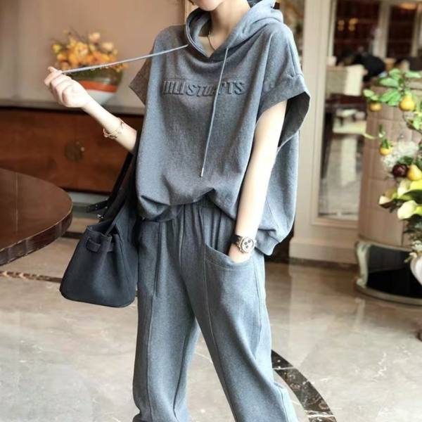 966 Women's Fashion Loose Casual Hooded Short Sleeve Top Loose Trousers Set