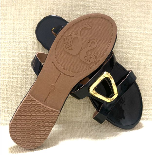 Lady Shoes Girls Fashion Flat Slides Slippers Outdoor With Meta Gold crown design Sandals Women (Slides)
