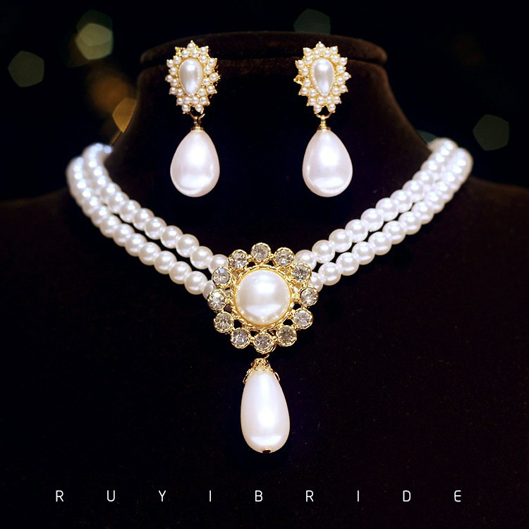 Two sets of necklace earrings 2 pieces CRRshop free shipping hot sale new fashion trend female new palace style fashion retro water drop pendant double pearl necklace bride collarbone chain earrings light luxury set