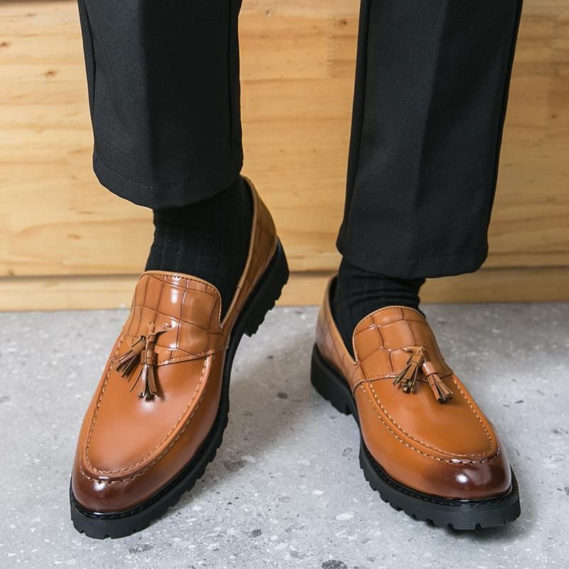 Size 47 men's shoes, loafers, men's fringed business formal leather shoes, soft-soled bean lazy shoes