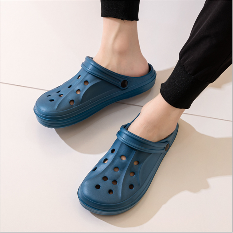 New men's fashionable outdoor Dongdong sandals light, breathable and comfortable home slippers non slip and wear-resistant beach sandals
