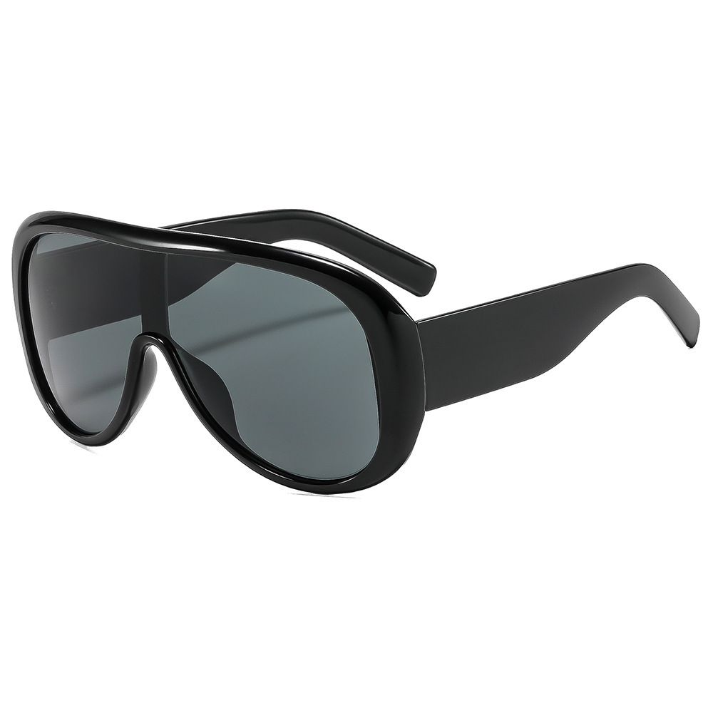 2026 New Oversized One‑Piece Sunglasses, Trendy Integrated Wrap‑Around Aviator Shades for Men Women