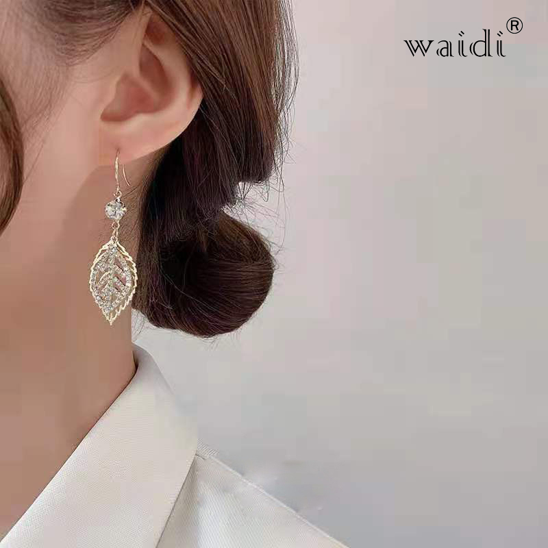 Waidi Crystal Rhinestone Hollow Silver Needle Earrings Women Ear Hook Jewelry Temperament Fashion Double-layer Leaf Earrings

