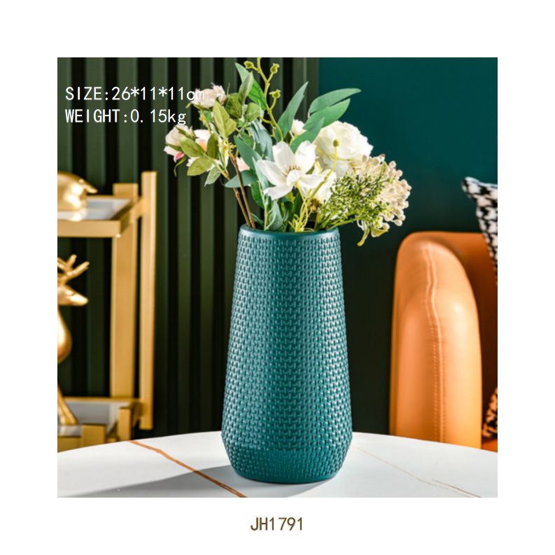 Vase ornaments living room flower arrangement American dining table modern luxury wind home TV cabinet dried flowers soft decorations plastic bottles group 5
