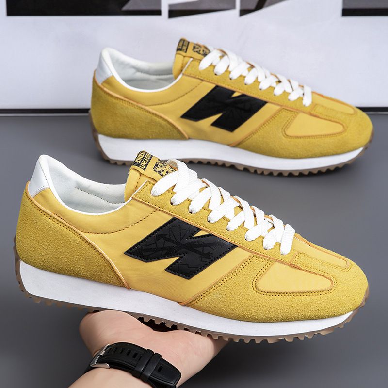 Unisex Casual Sneakers New Arrival - Solid Color Lightweight Walking Shoes for Men & Women