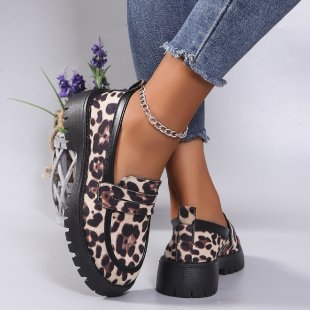 Large size loafer shoes 2024 new single shoe leopard print British style fashion shoes temperament 100 suede women's shoes 099
