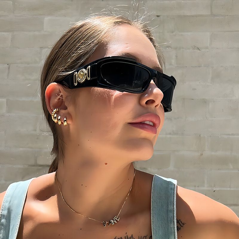 2335 Over-sized Women Sunglasses Classic Fashion Ladies Retro Cat Eye Plastic Shade Retro Vintage Female Sun Glasses UV400