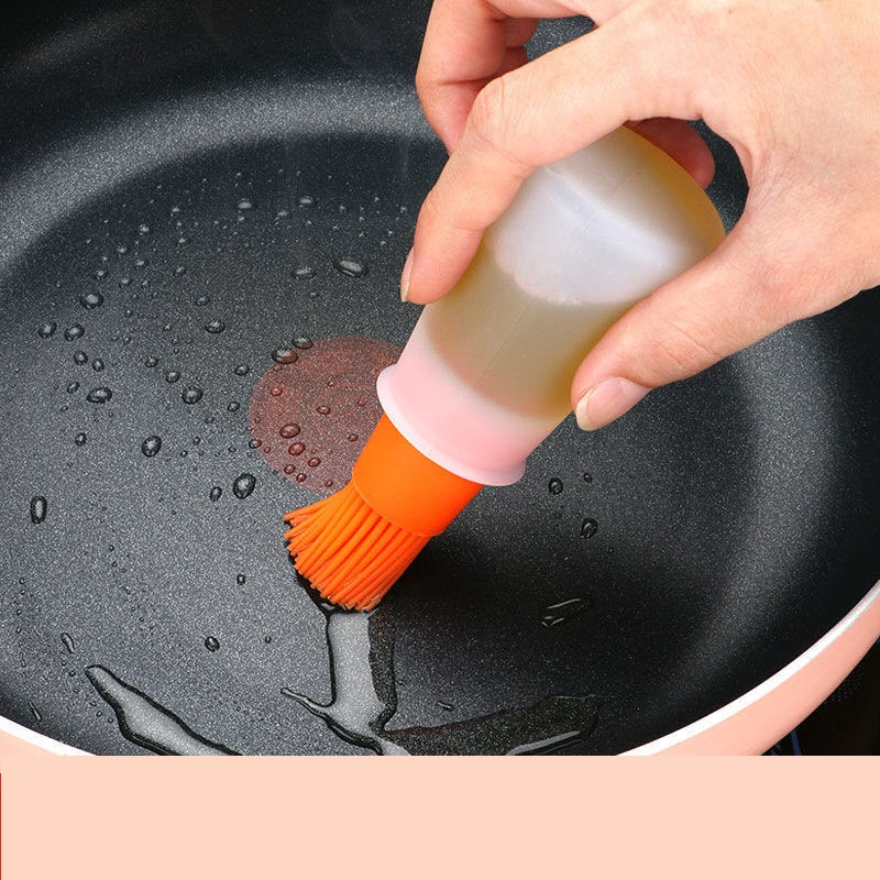 High temperature silicone oil brush with bottle kitchen pancake oil brush barbecue brush bottle does not lose hair with lid oil pot brush home